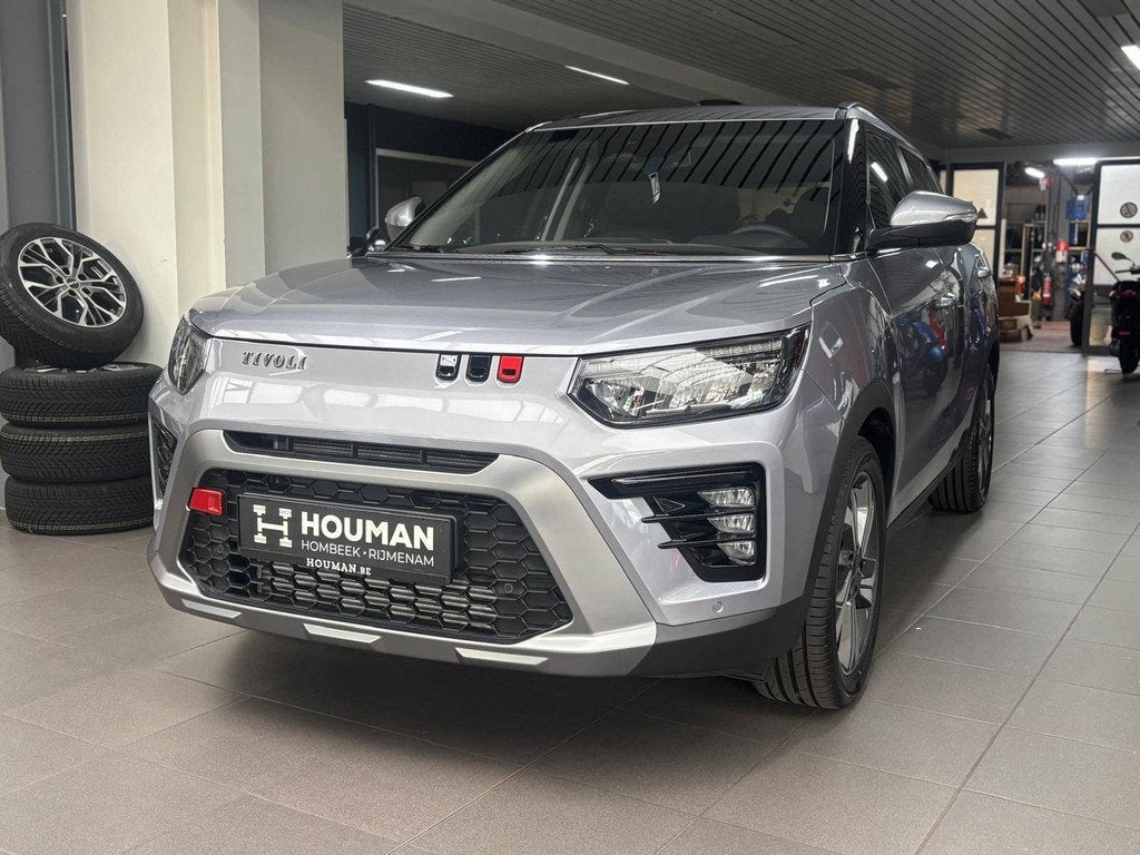 KGM Tivoli Platinim 1.5 Manueel, Autos, Autos Autre, Argent ou Gris, Achat, Euro 6, Boîte manuelle