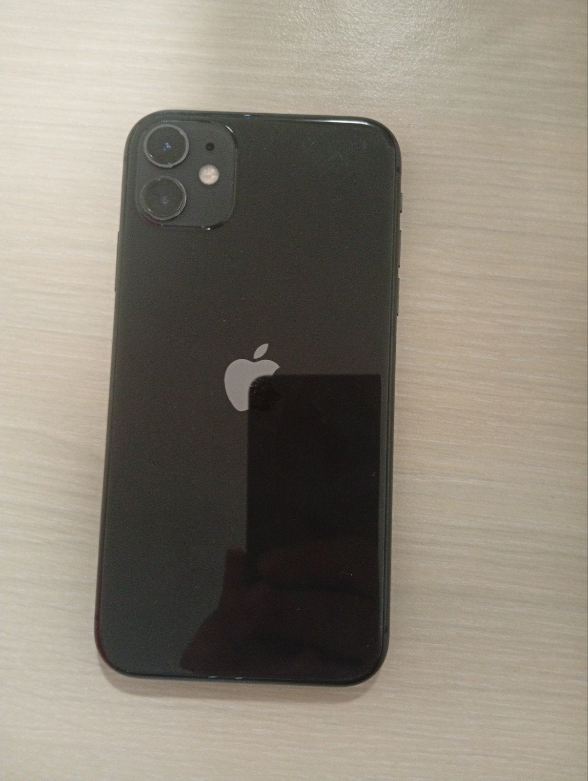 iPhone 11, Ophalen, IPhone 11