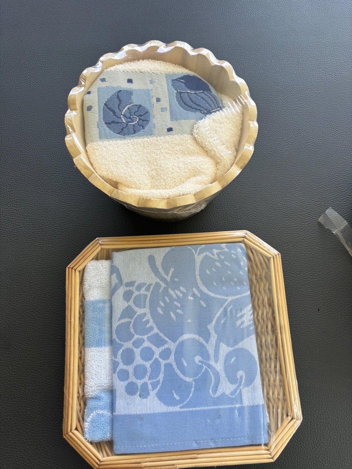 Nieuwe handdoeken, Huis en Inrichting, Badkamer | Badtextiel en Accessoires, Ophalen of Verzenden, Nieuw