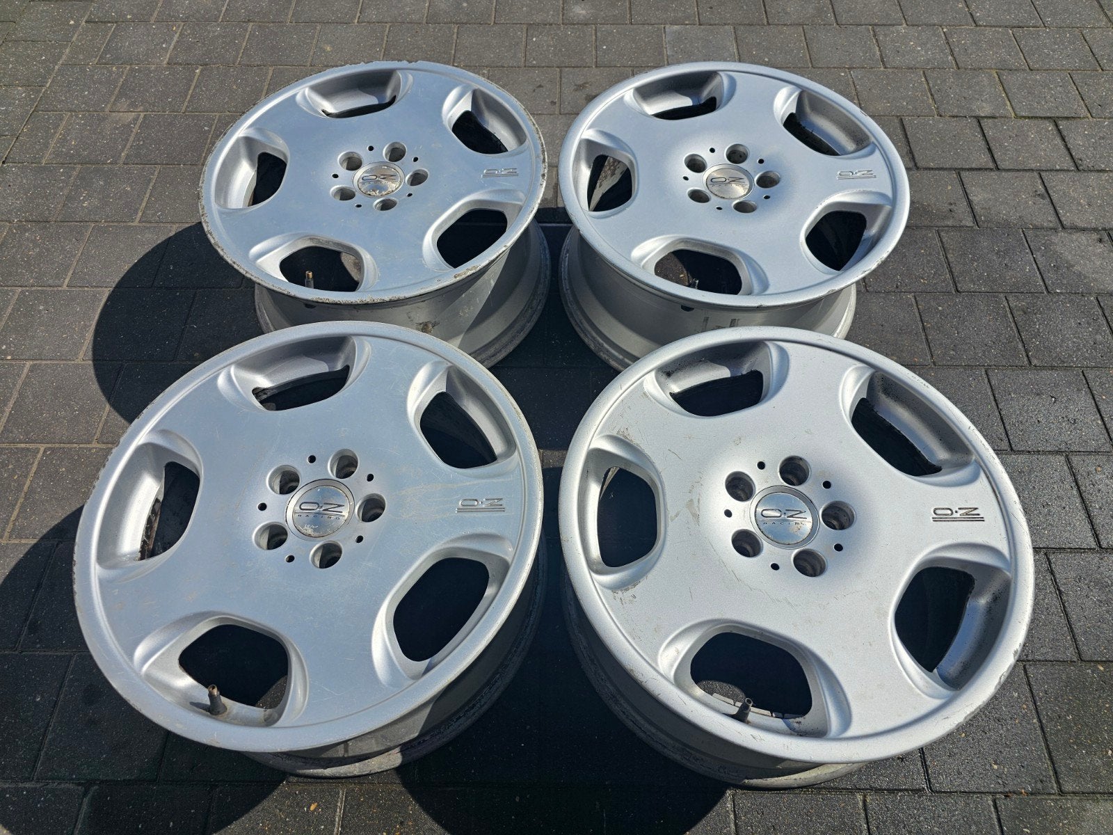 18" Original OZ Opera 5x112 Mercedes W124, Autos : Pièces & Accessoires, Enlèvement, Utilisé, 18 pouces, Jante(s)