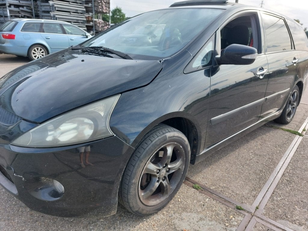 Mitsubishi grandis automatic 2.4 essence- 7 places export, Achat, Grandis, 7 places, 5 portes