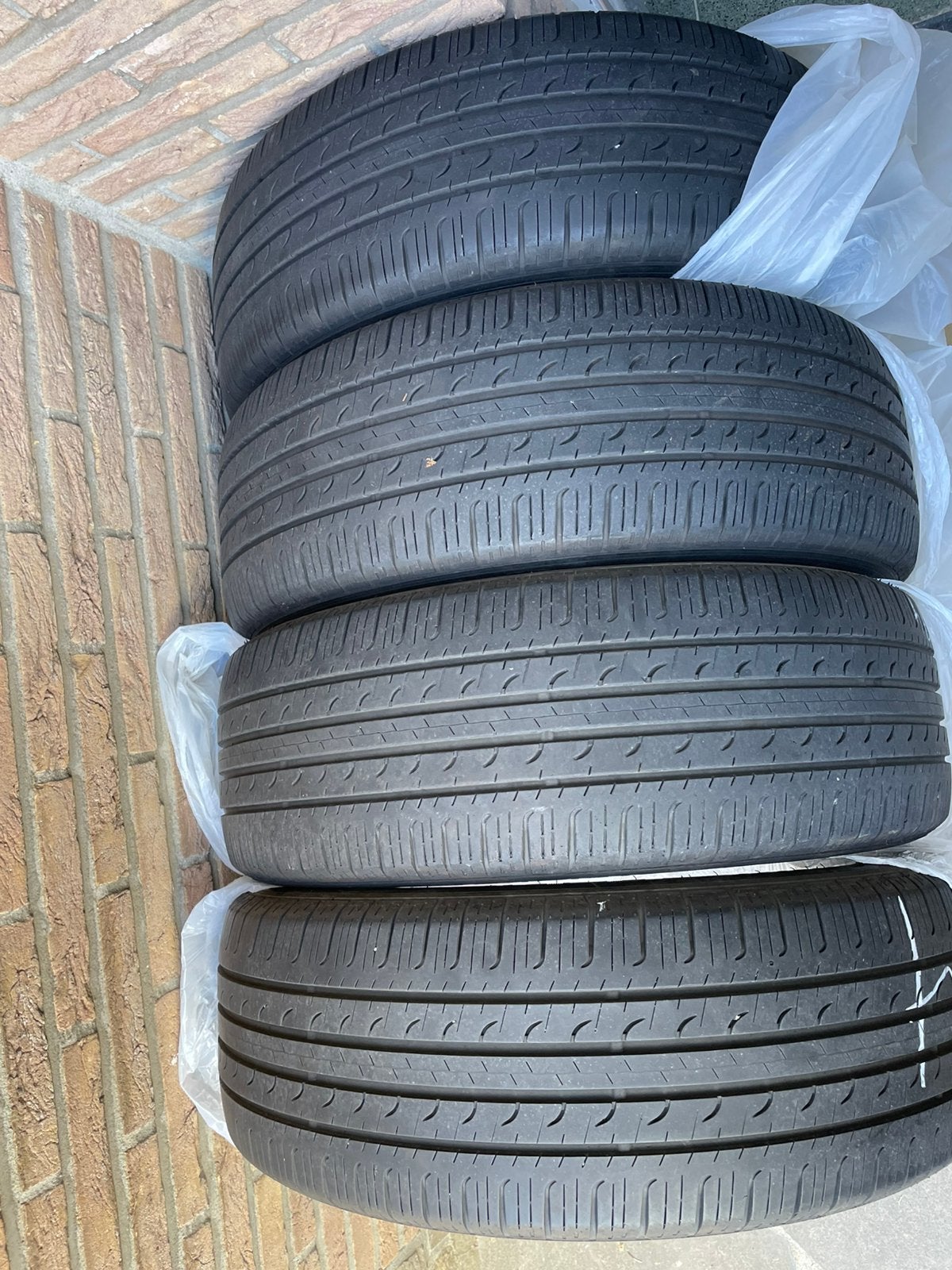 4pneus voiture 4 saisons, Enlèvement, 4 Saisons, Pneu(s)