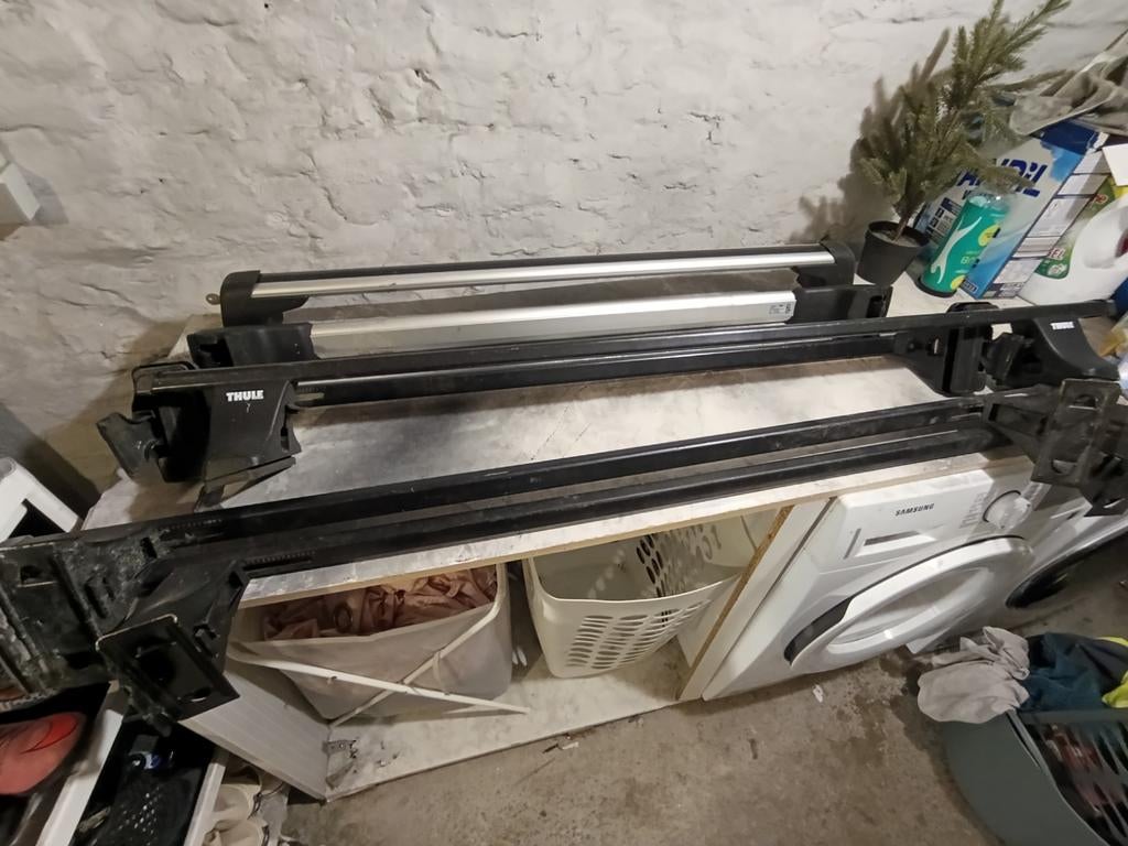 Barre de toit à vendre 70 €