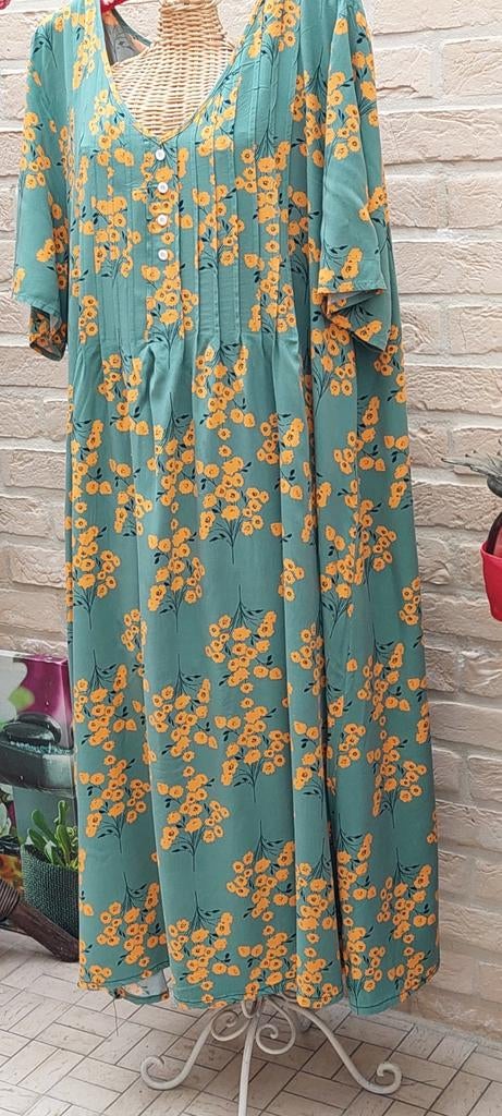Kleedje 5xl emery rose 69cm van oksel tot oksel, Kleding | Dames, Grote Maten, Jurk, Emery rose, Ophalen of Verzenden, Zo goed als nieuw