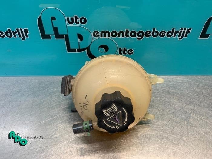 Expansievat van een Peugeot 307 (307 01-), Auto-onderdelen, Overige Auto-onderdelen, Peugeot, Gebruikt, 3 maanden garantie, Ophalen of Verzenden
