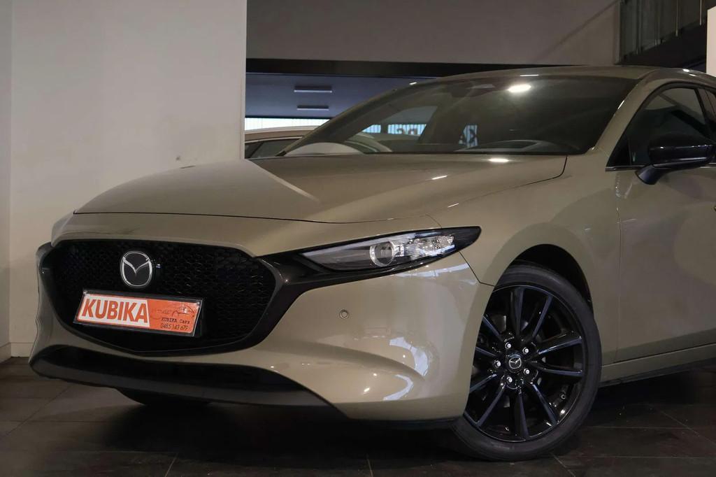 Mazda 3 3 Hatchback 2.0i e-Skyactiv-G Nagisa Garantie*, Achat, 140 g/km, Entreprise, 1907 kg