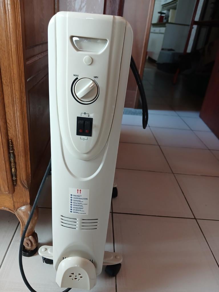 Verwarming electrich 3 stuks beschikbaar, Doe-het-zelf en Bouw, Verwarming en Radiatoren, Ophalen