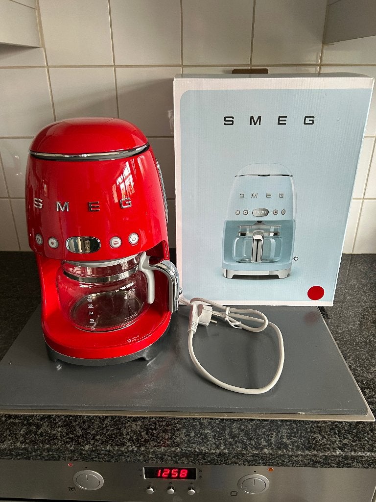 SMEG koffiezetapparaat rood, Electroménager, Cafetières, Café moulu, Comme neuf, 4 à 10 tasses, Enlèvement