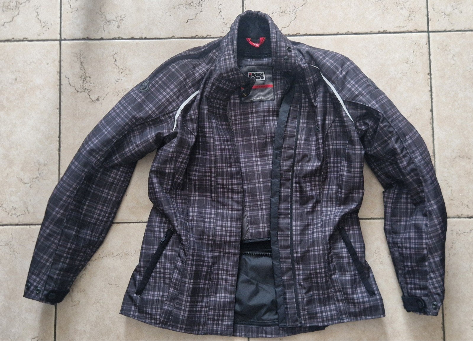 Veste de moto IXS solto TEX taille L
L 40/12., Enlèvement