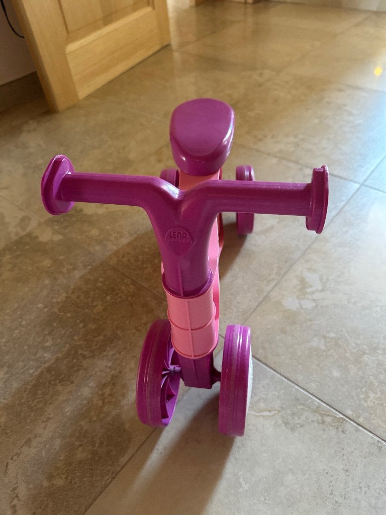 Loopfietsje roze, Kinderen en Baby's, Speelgoed | Buiten | Voertuigen en Loopfietsen, Ophalen, Zo goed als nieuw, Loopfiets