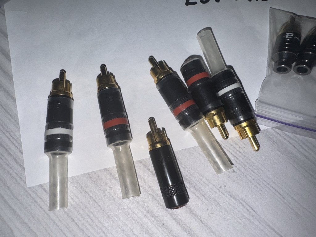 RCA Connectoren Diverse, TV, Hi-fi & Vidéo, Enlèvement, Comme neuf, Moins de 2 mètres, Autres câbles