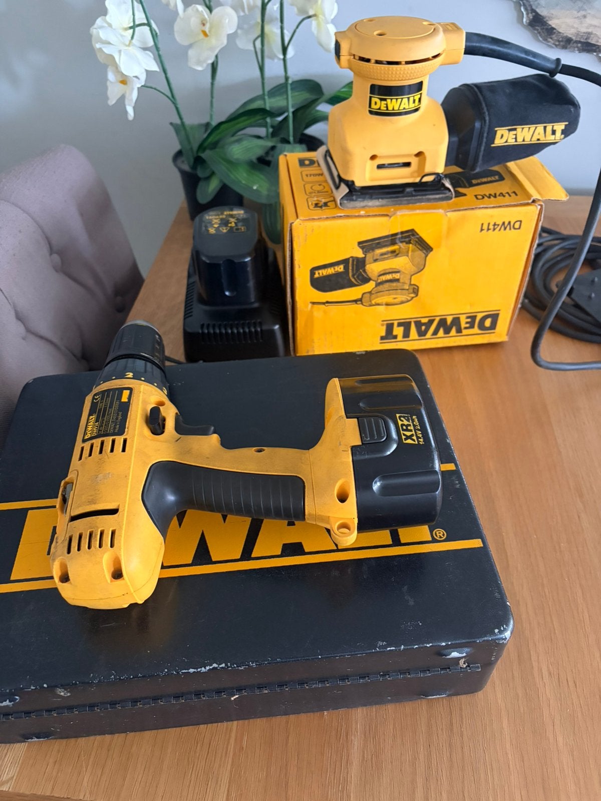 Devalt boormachine, Doe-het-zelf en Bouw, Ophalen, Zo goed als nieuw, Boormachine