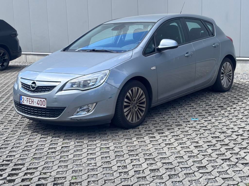 Opel Astra, Euro 5, Achat, Entreprise, Boîte manuelle