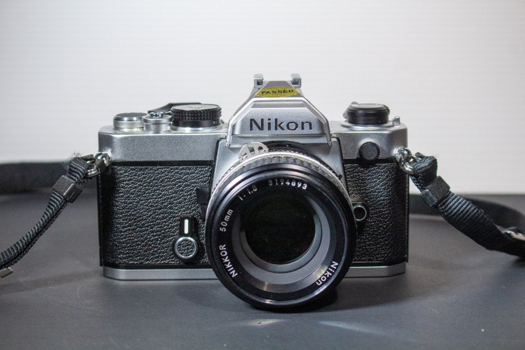 ARGENTIQUE nikon fm +nikkor 50 f1.8, TV, Hi-fi & Vidéo, Enlèvement, Comme neuf, Reflex miroir, Nikon