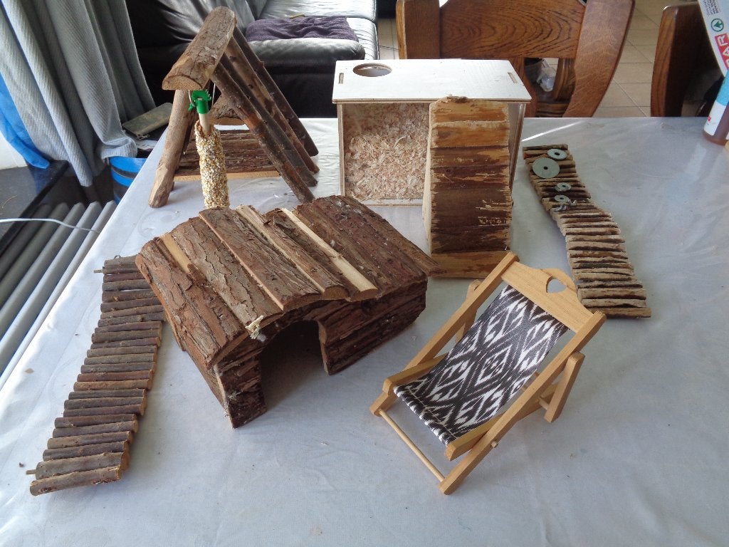 Lot de 7 accessoires pour hamsters en bois, Animaux & Accessoires, Rongeurs & Lapins | Accessoires, Utilisé, Jouet, Enlèvement ou Envoi
