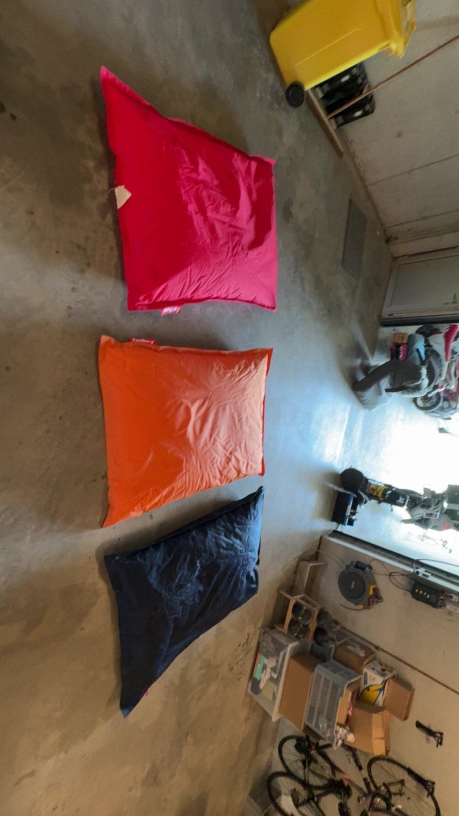 3 Fatboy zitzakken te koop – liefst samen, Huis en Inrichting, Zitzakken, Ophalen, Gebruikt, Meerkleurig, Zitzak