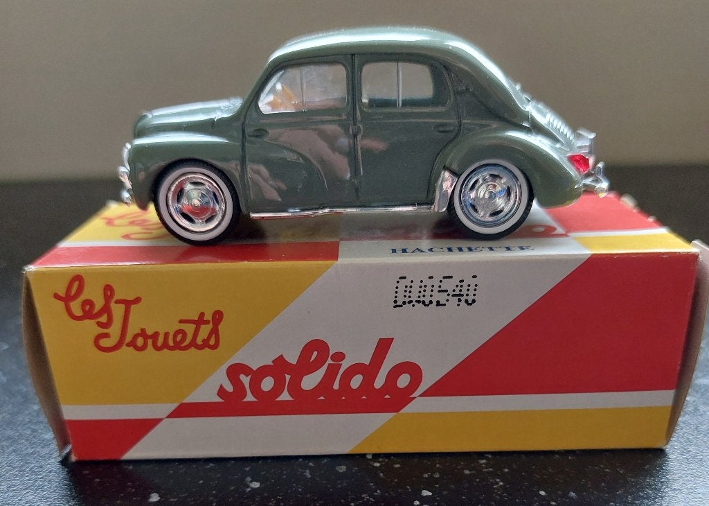 Hachette Solido - Renault 4 CV - 1:43, Enlèvement ou Envoi, Neuf, Solido
