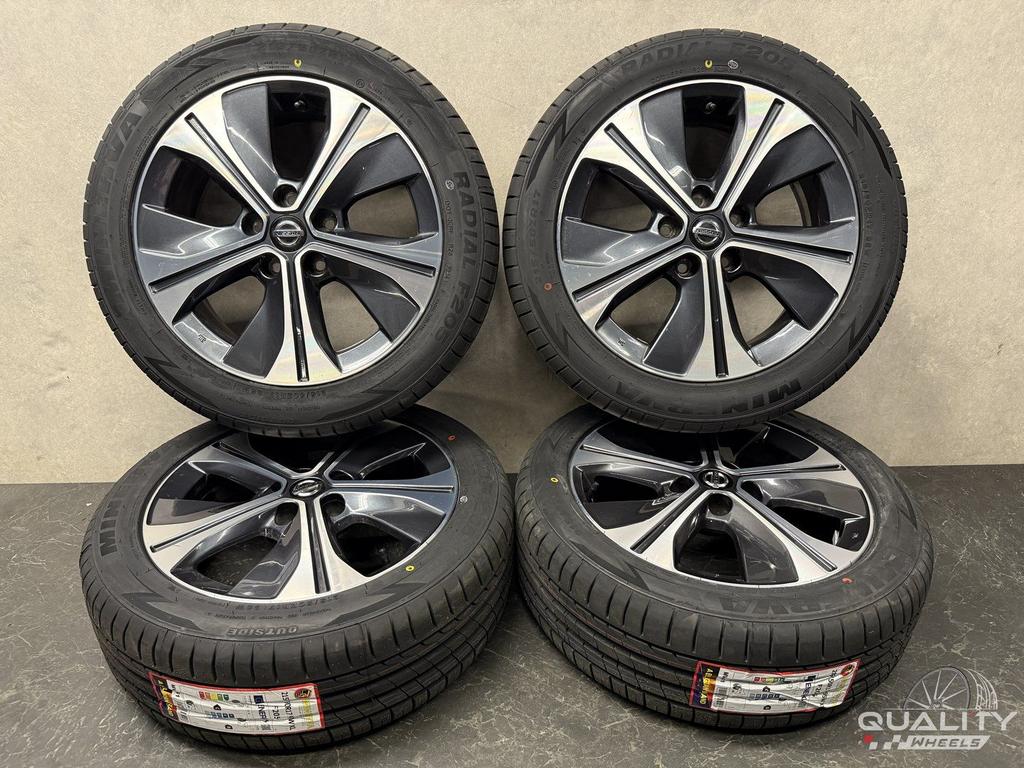 17” Nissan Leaf, Pulsar, Toyota Auris, Corolla Velgen + met, -, -, Banden en Velgen, 17 inch