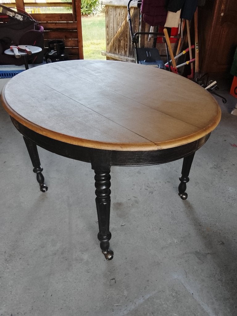 Jolie table en chêne, Maison & Meubles, 100 à 150 cm, Quatre personnes, Comme neuf, Enlèvement
