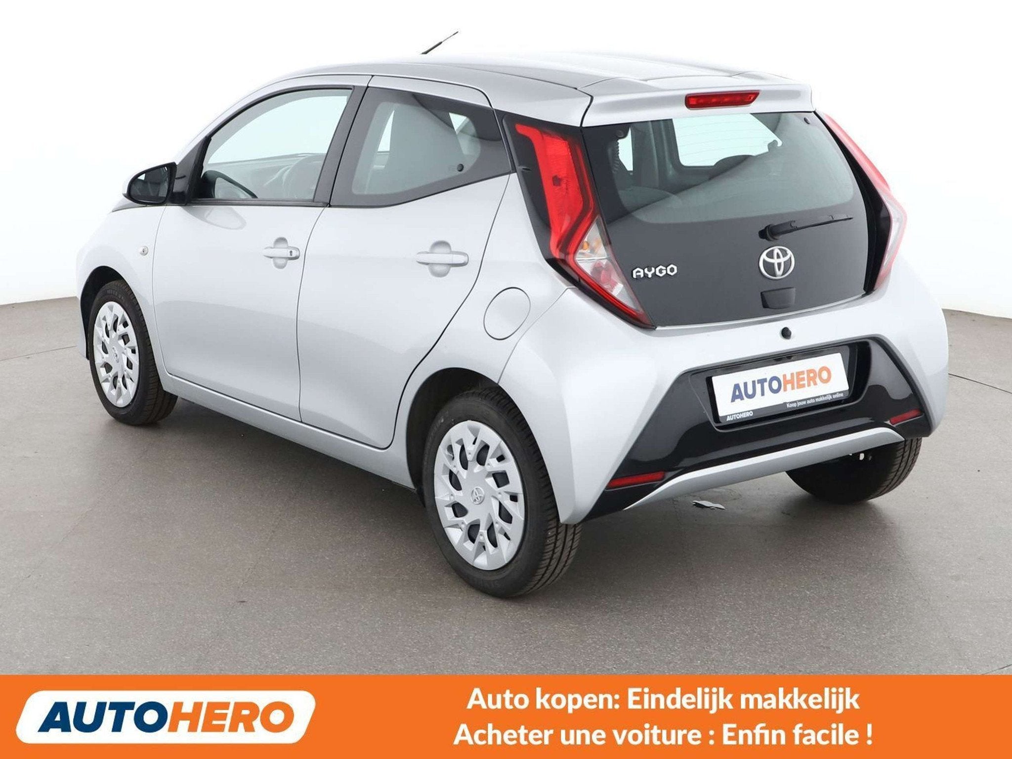 Toyota Aygo 1.0 VVT-i X-Play (bj 2020), Auto's, Voorwielaandrijving, 4 zetels, Stof, Gebruikt