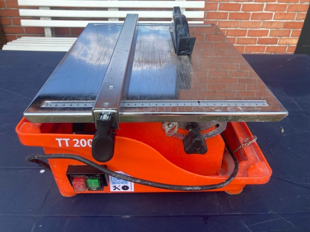 Clipper TT200EM Tegelzaag, Doe-het-zelf en Bouw, Ophalen, Gebruikt, 700 tot 1000 watt, Overige typen