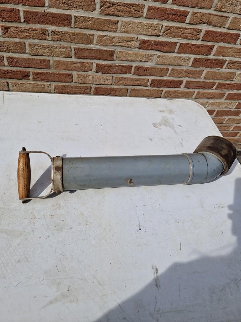 Vacuümpomp voor wc afvoer, Ophalen