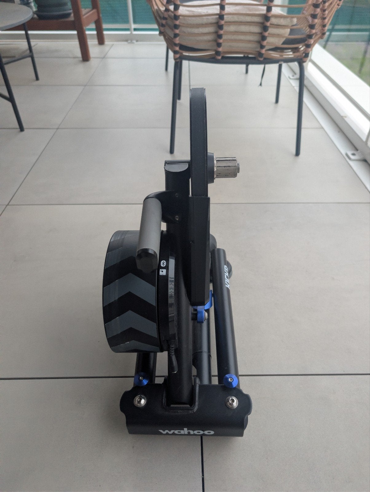 Wahoo Kickr V5 starttrainer + mat + through axel adapter, Ophalen, Zo goed als nieuw, Metaal, Benen