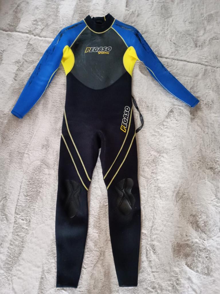 wetsuit Maat M 3mm, Ophalen