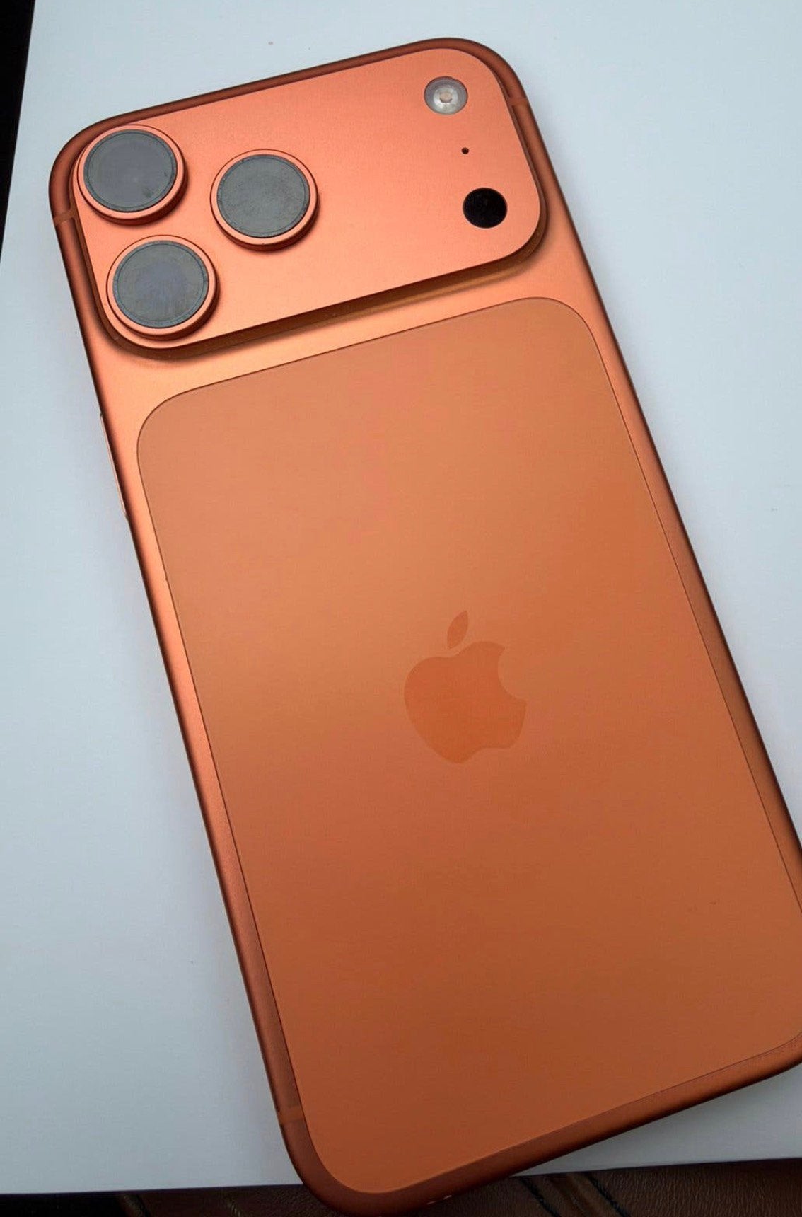 Iphone 17 pro max, IPhone 17, Oranje, Waterdicht, Ophalen of Verzenden