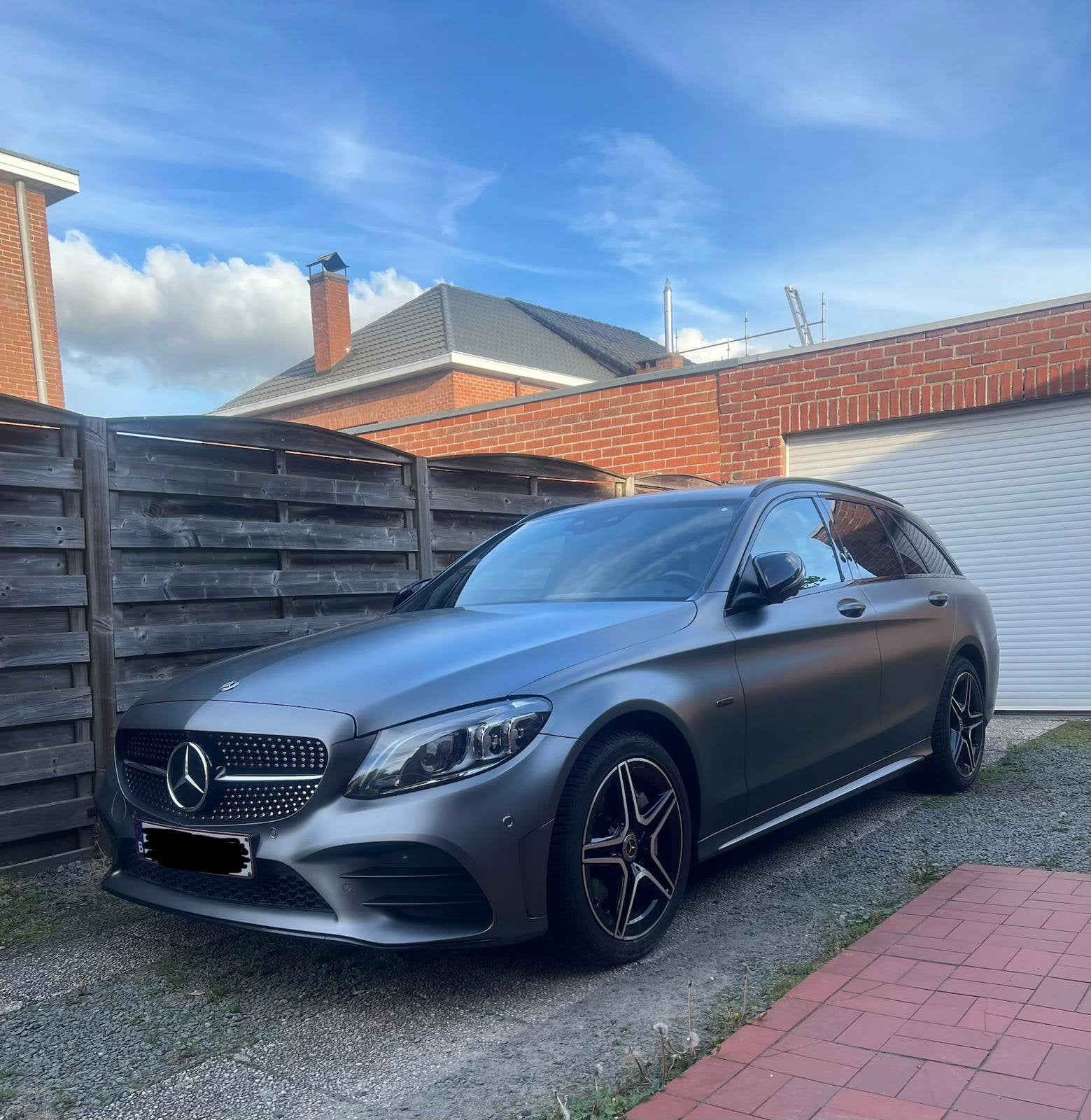 Mercedes-Benz C300e à l'hybride 9G-TRONIC AMG-Line, Cuir, Autres couleurs, Caméra 360°, 5 portes