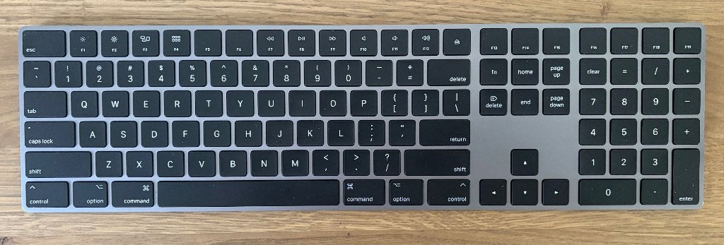 Apple Magic Keyboard met numeriek toetsenblok Spacegrijs, Numeriek, Ophalen of Verzenden, Zo goed als nieuw, Draadloos