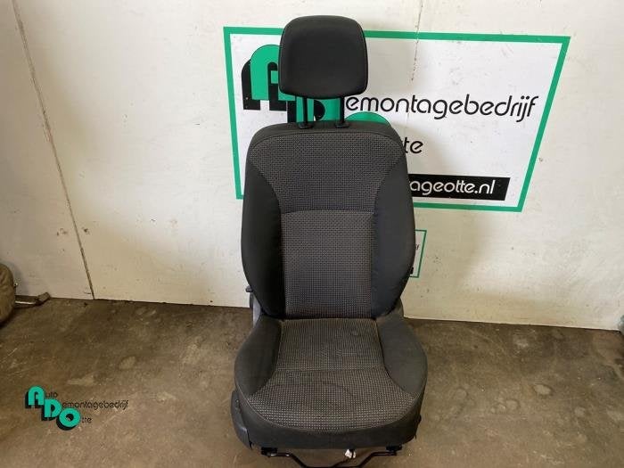 Stoel rechts van een Mercedes Citan (Citan 12-), Gebruikt, -, Ophalen of Verzenden, -