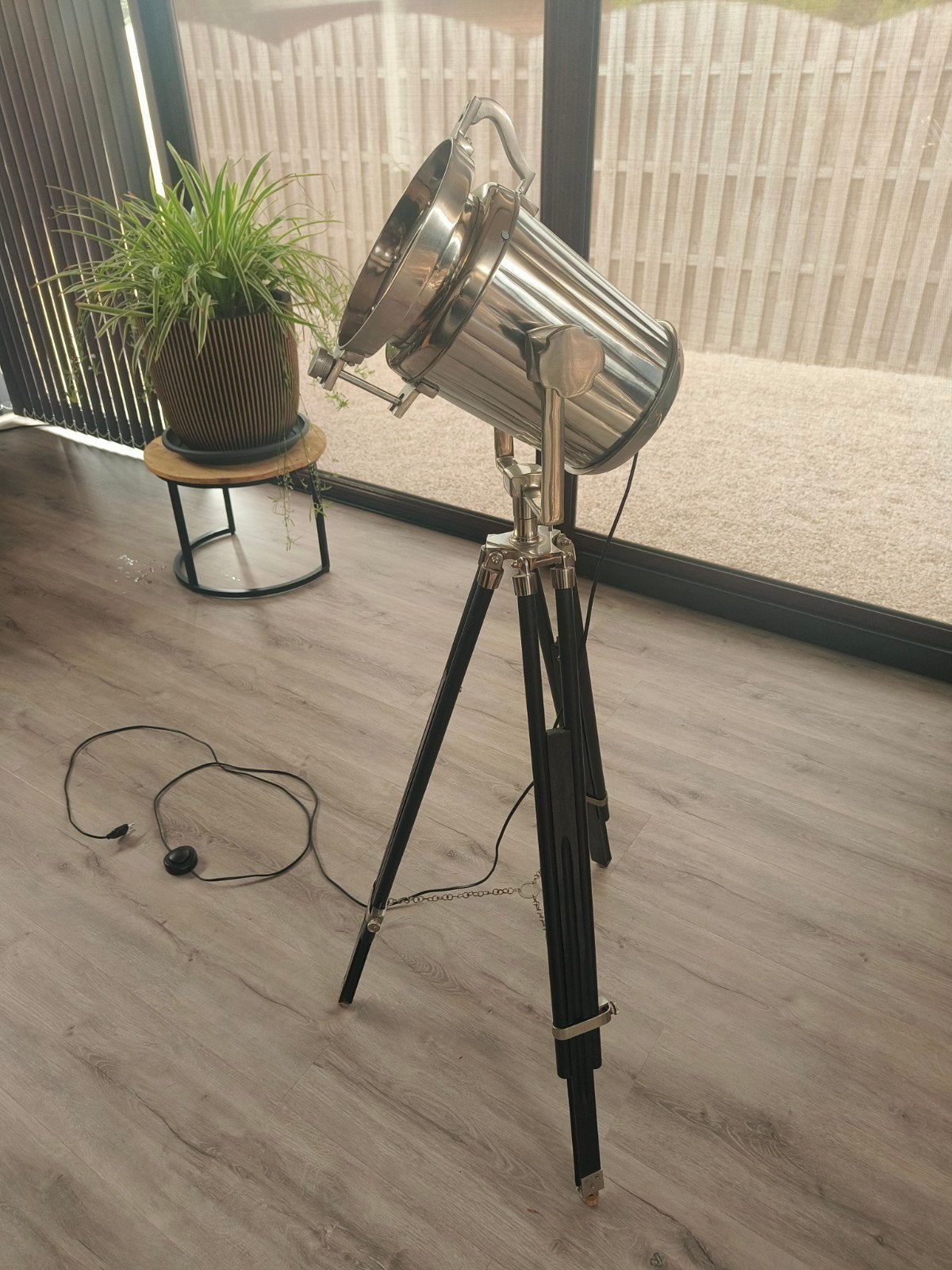 Industriële vloerlamp, Ophalen, Gebruikt, E27 (groot), Hout