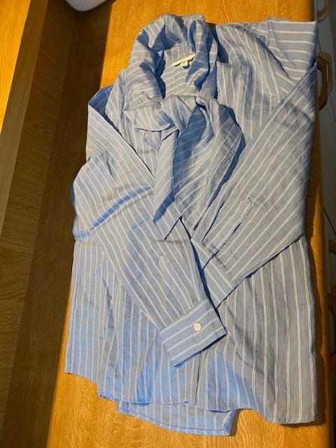 Lichtblauw gestreepte bloes H&M, Kleding | Dames, H&M, Blauw, Ophalen of Verzenden, Zo goed als nieuw