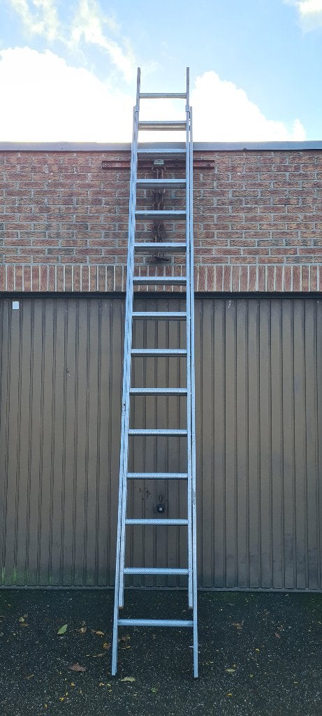 Ladder, Ophalen, Zo goed als nieuw, Ladder, Opvouwbaar of Inschuifbaar