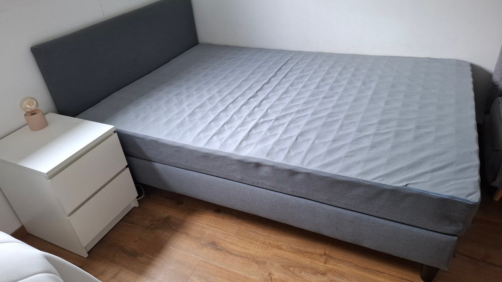 Matelas Ikea, Enlèvement