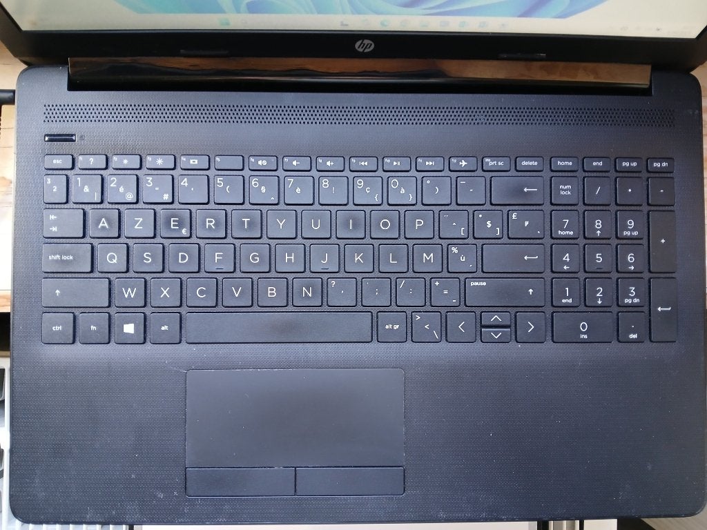 HP Pavilion 15-db0045nb, 2 tot 3 Ghz, 15 inch, 8 GB, Zo goed als nieuw