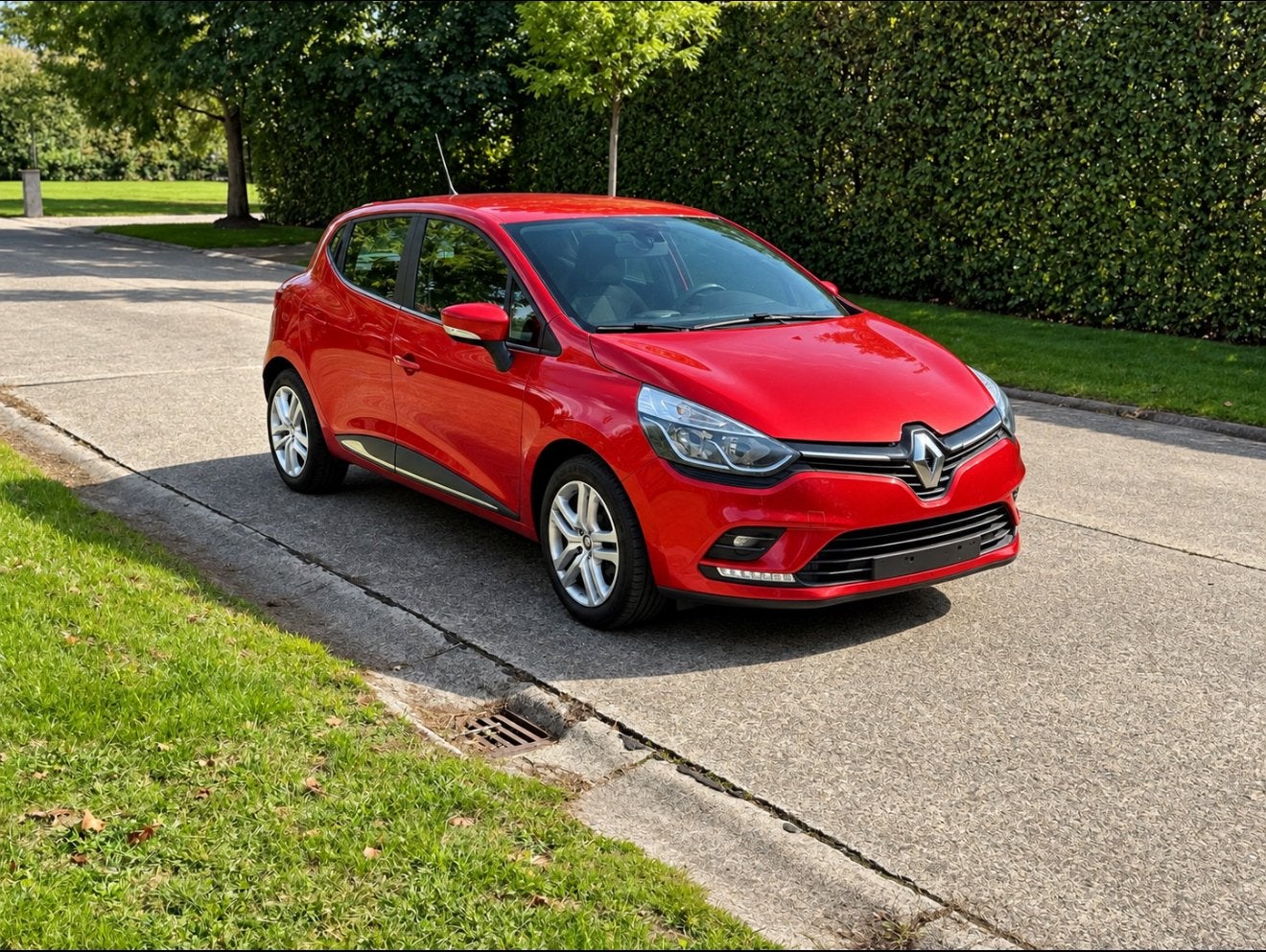 Renault Clio 0.9 Benzine Airco 1-Eigenaar Gekeurd, Auto's, Euro 6, Particulier, Airconditioning, Clio