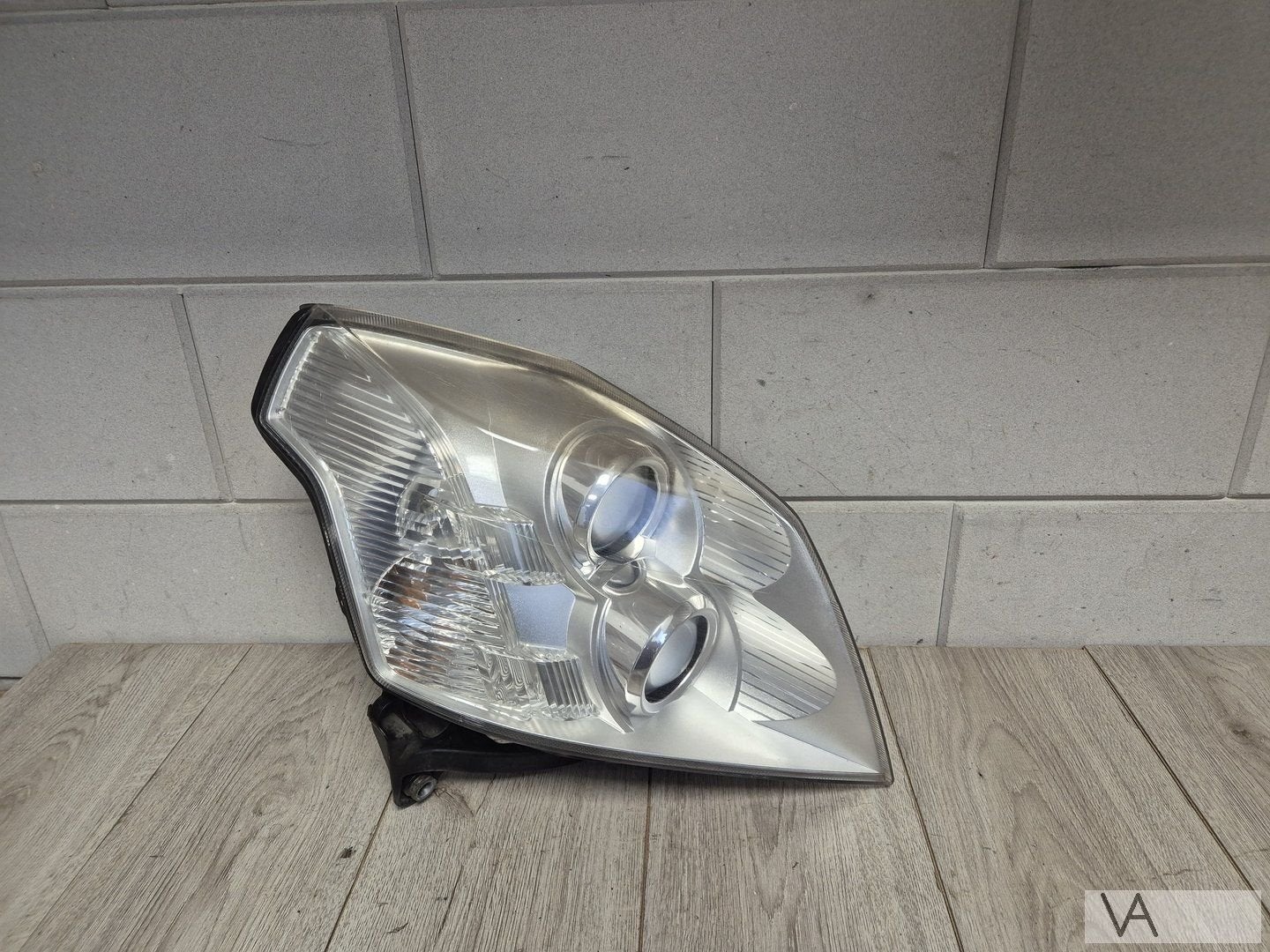 Cadillac BLS 2006 - 2010 xenon koplamp rechts p12759604 €500, Auto-onderdelen, Cadillac, Gebruikt, -, -