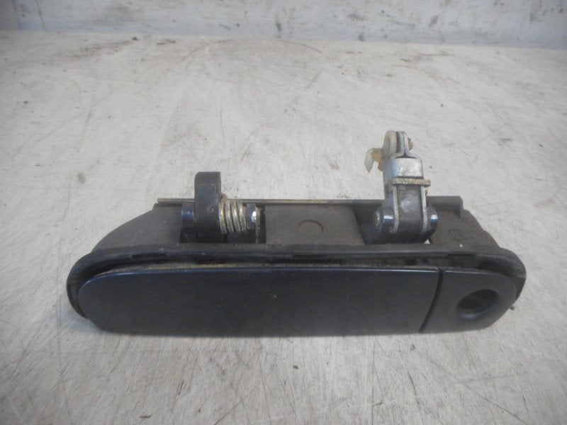 PORTIERGREEP BUITEN LINKS VOOR A6 Avant (C5) (4b1837205a), Auto-onderdelen, Carrosserie, Audi, Audi AG, Gebruikt, Auto-Union-Straße  1,
85057  Ingolstadt, DE