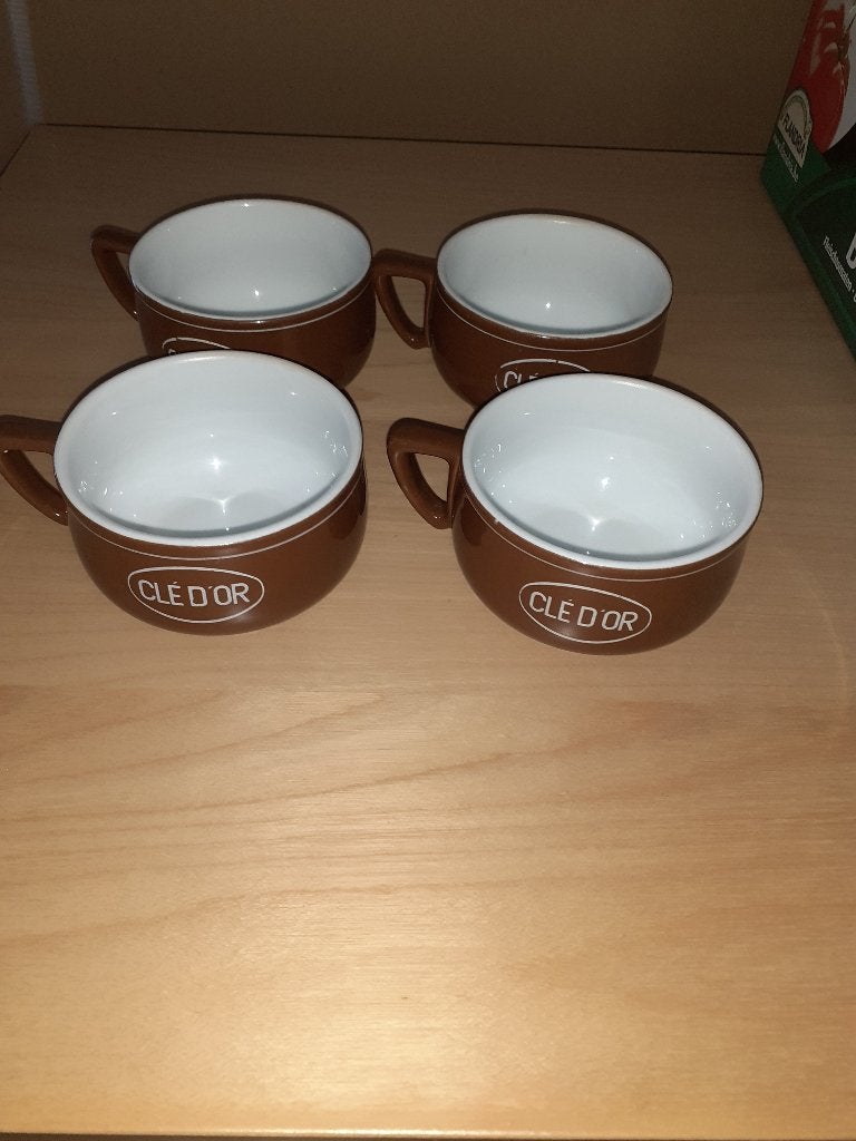 Tasses CERABEL porcelaine de BAUDOUR Belgique (lot de 4), Ophalen