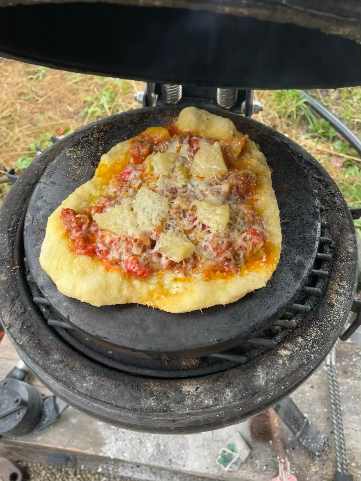 Kamado / pizzaoven, Enlèvement, Utilisé, Avec accessoires