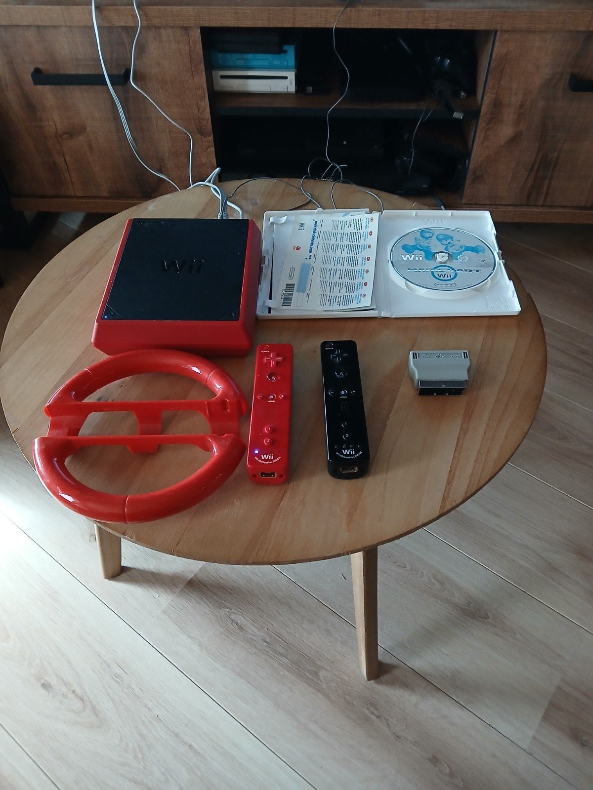 wii mini te koop, Games en Spelcomputers, Ophalen of Verzenden, Gebruikt, Met 2 controllers, Met stuurtje