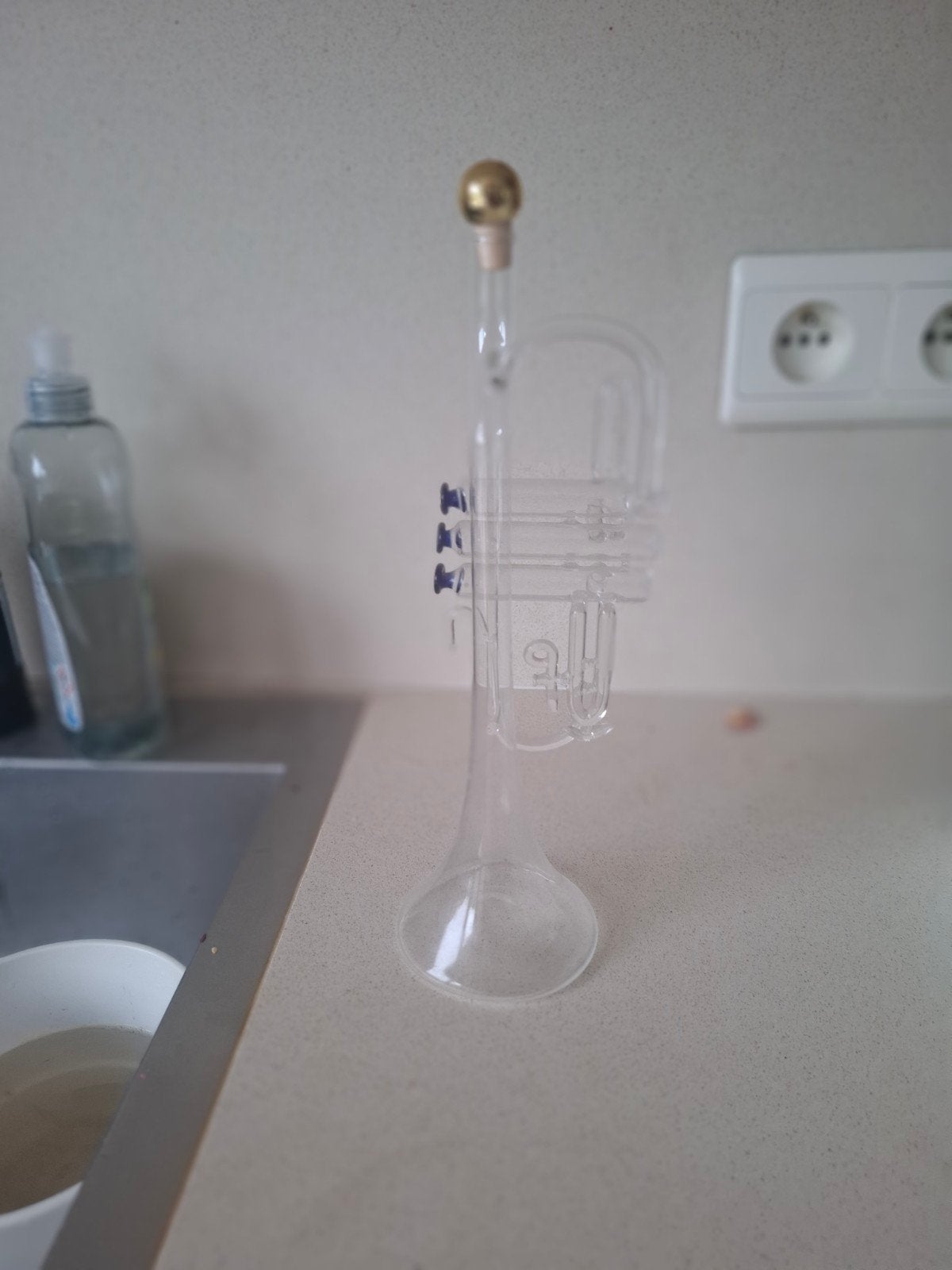 Carafe/Bouteille, Enlèvement
