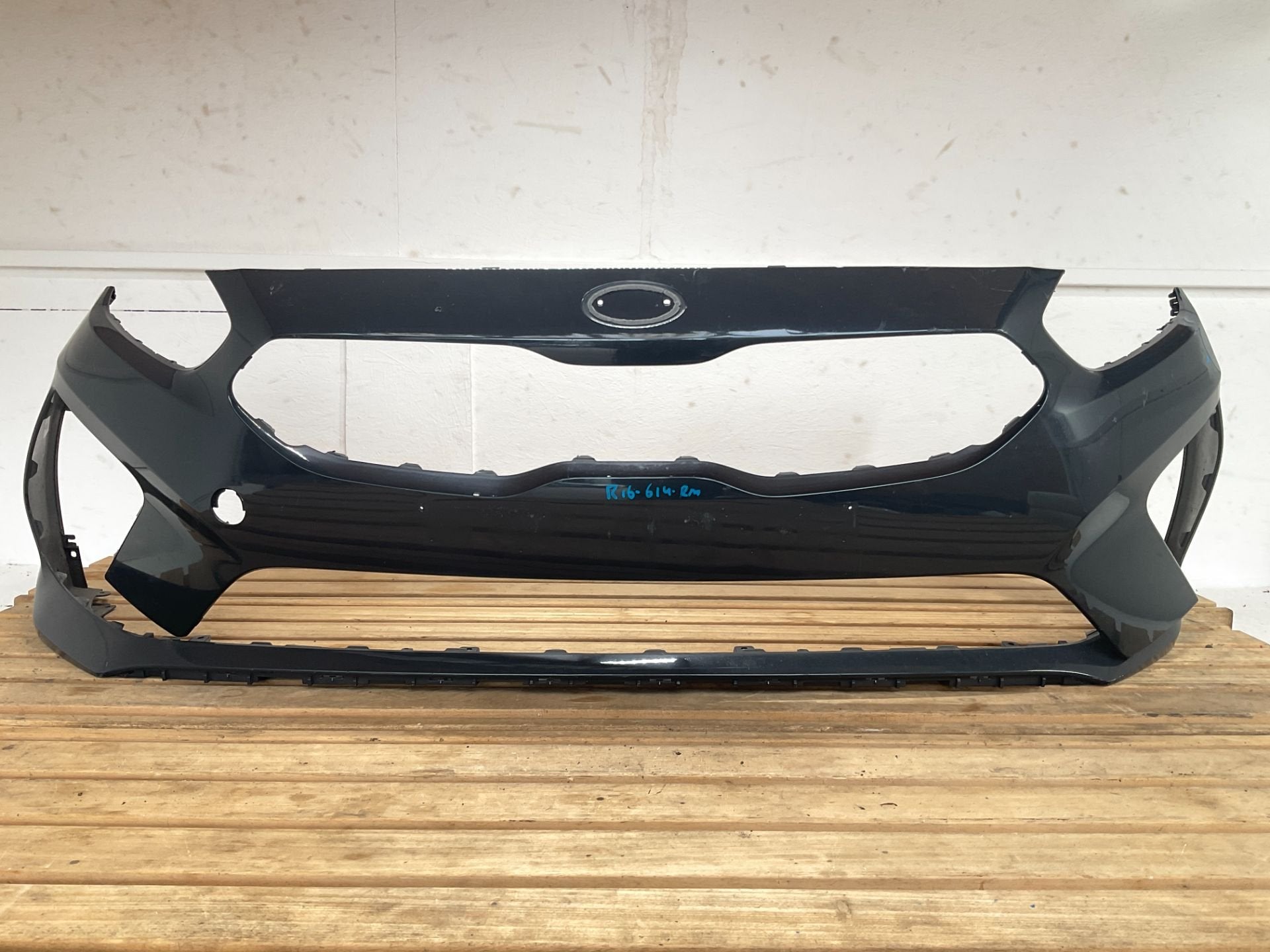 Pare-chocs Kia Ceed III GT-Line ProCeed GTLINE 86511J7700 Vo, Autos : Pièces & Accessoires, Kia, Heolleung-ro 12
06797  Seoul