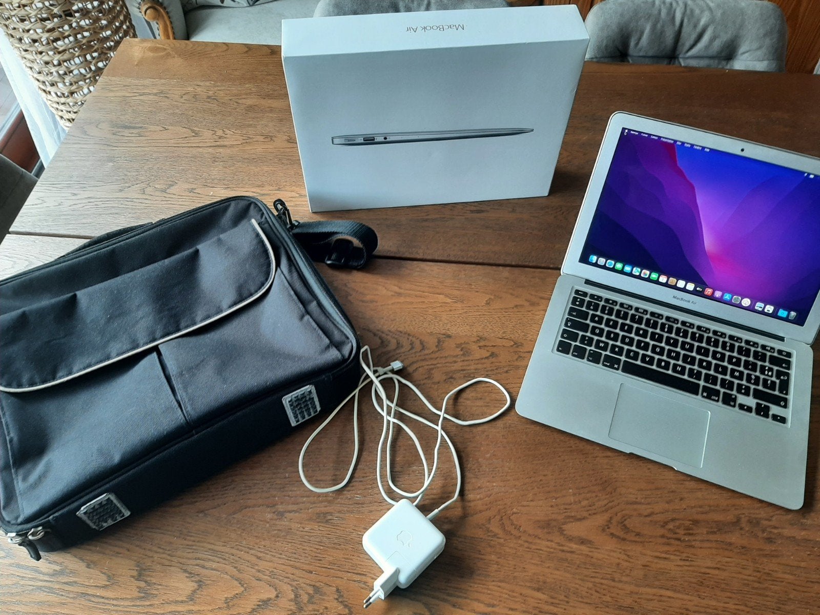 Macbook air 2017 puce intel, Comme neuf, Azerty, 128 GB ou moins, 8 GB