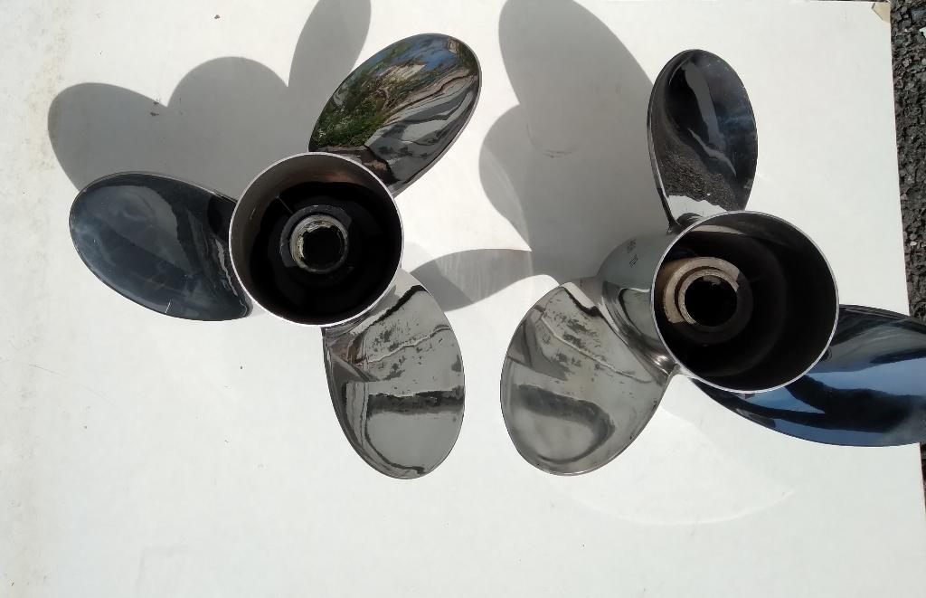 Mercury Laser 2 propellers 21P, Watersport en Boten, Ophalen of Verzenden, Gebruikt, Motorboot