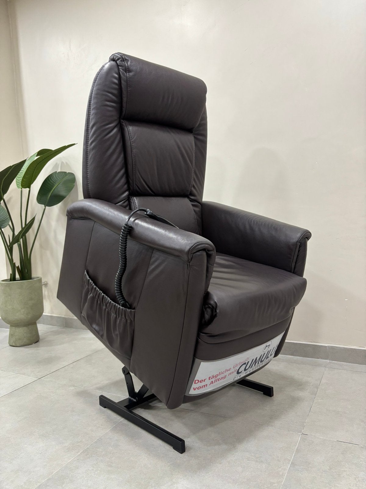 Elektrische relaxzetel Himolla met sta op functie! Leder!, Ophalen of Verzenden, Zo goed als nieuw, Leer, Relaxzetel fauteuil relax zetel relaxfauteuil relaxstoel