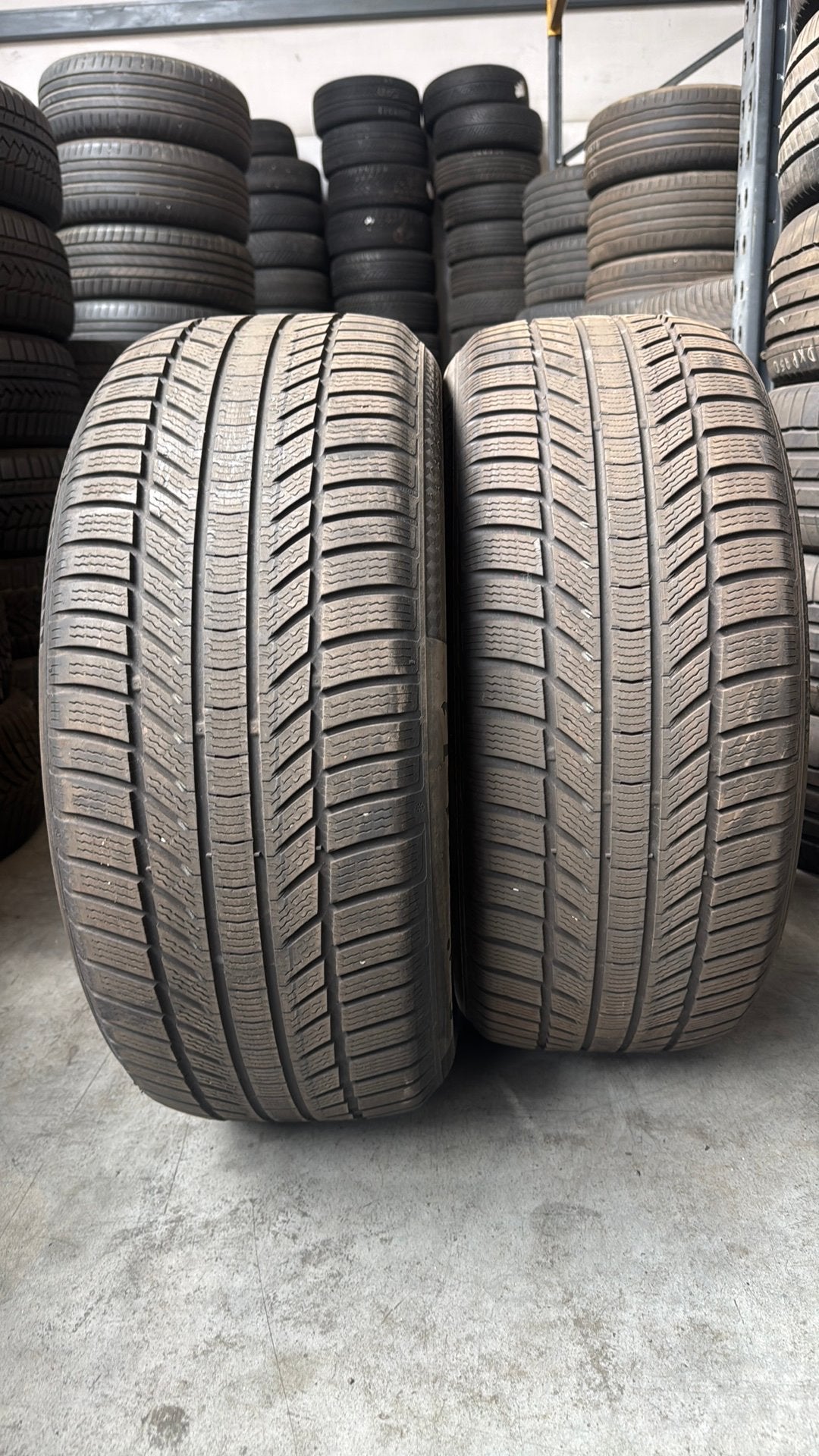 255/50/19 255/50/19 255/50R19 winterbanden merk Continental, Ophalen