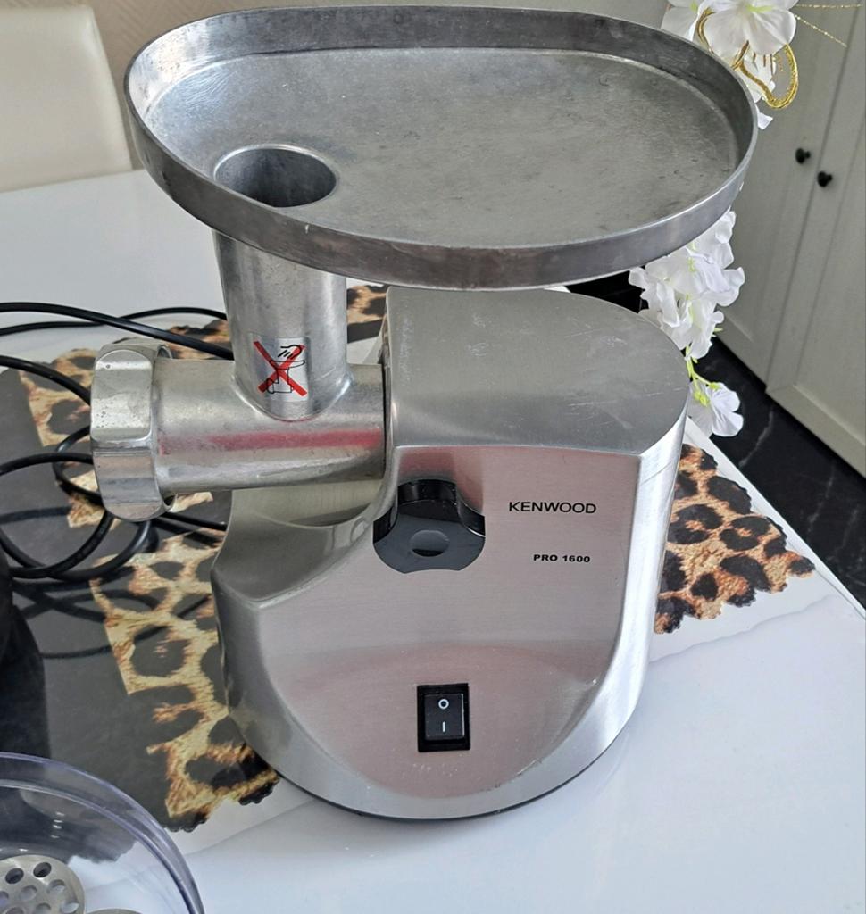 Kenwood pro 1600 hachoir viande légumes comme neuf, Electroménager, Enlèvement ou Envoi, Comme neuf